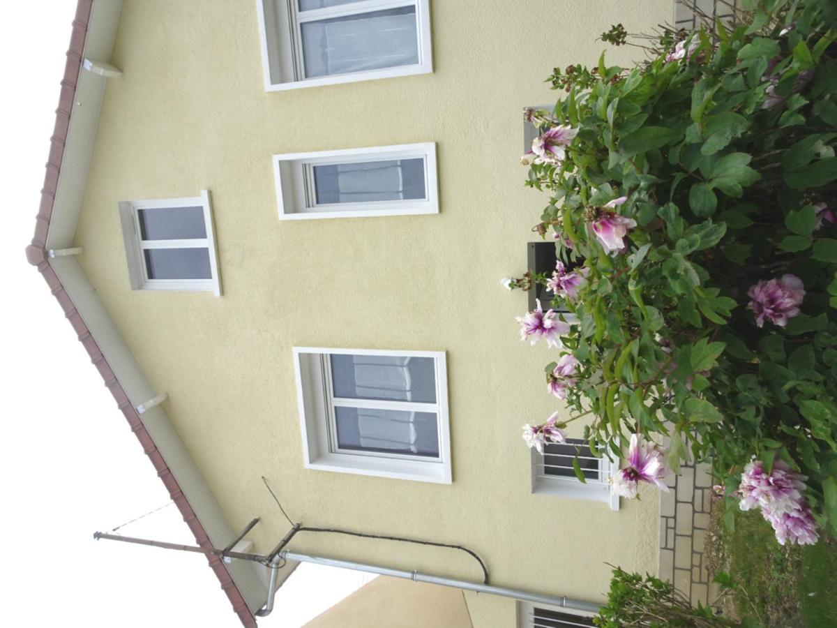 Gite Parislande Proche De Disneyland Reserve Exclusivement Aux Familles Avec Enfants Villa Saint-Germain-sur-Morin Exterior photo